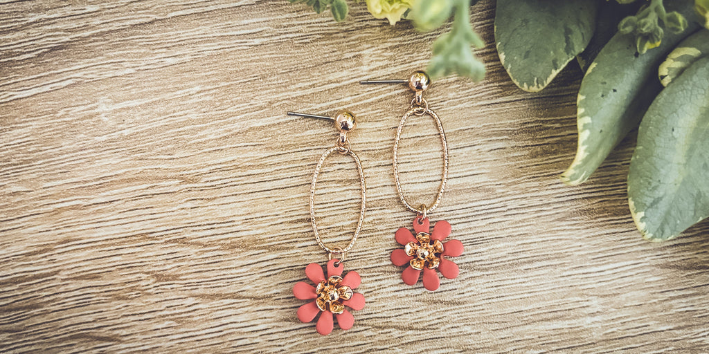 Beautiful Gold Flower Drop Earrings