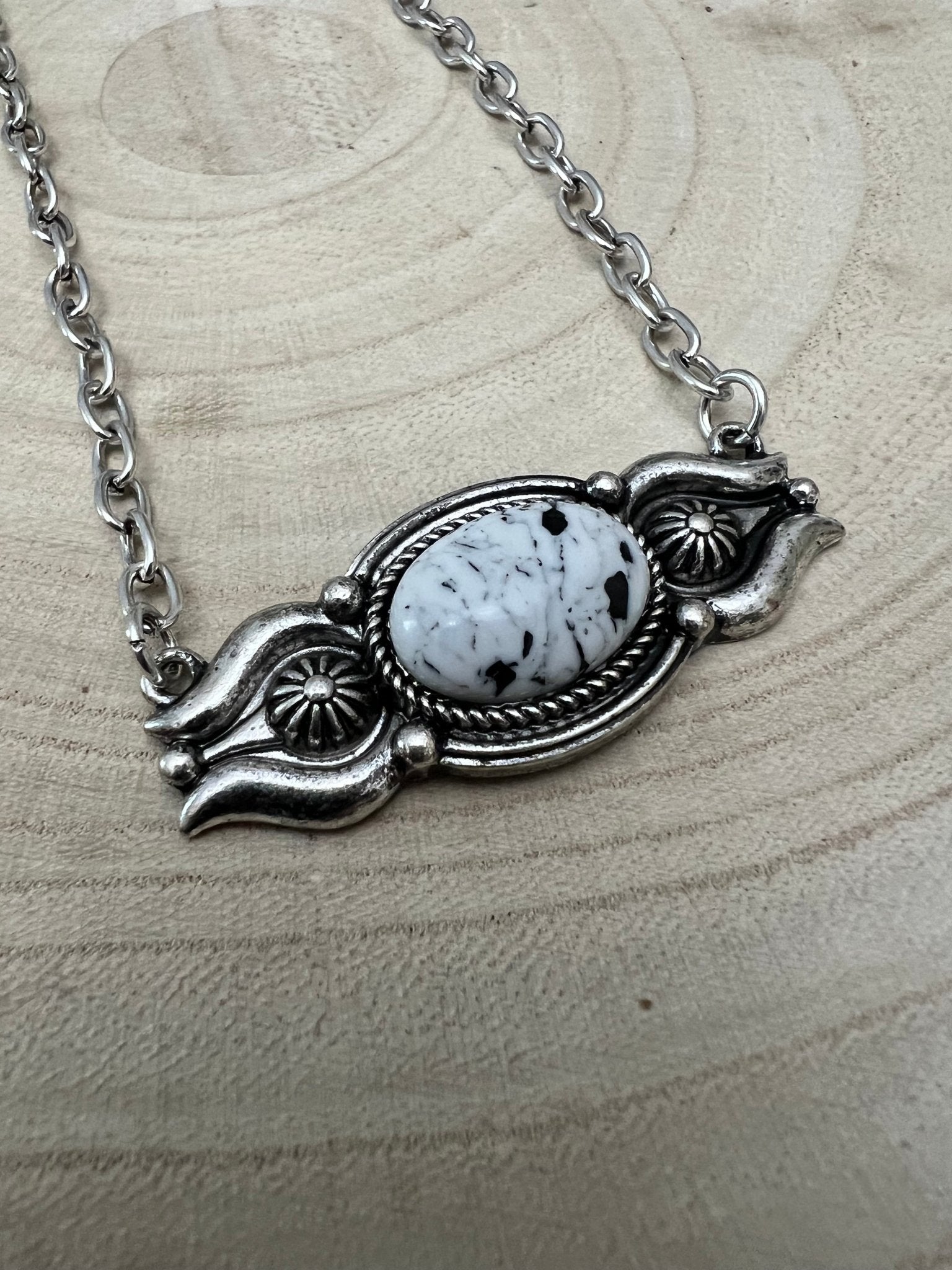 Western Faux White Buffalo Bar Necklace — 18 Inch with Extender